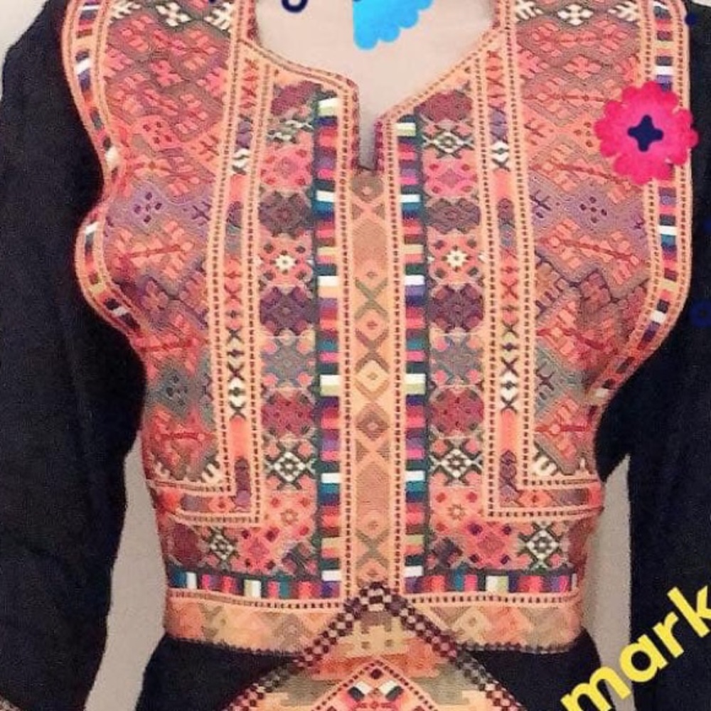 Dress - Picture 5 of 7